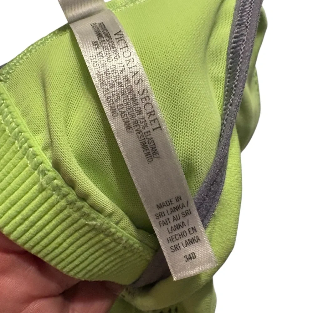 VSX Green Sports Bra with Y-Back Design 34D